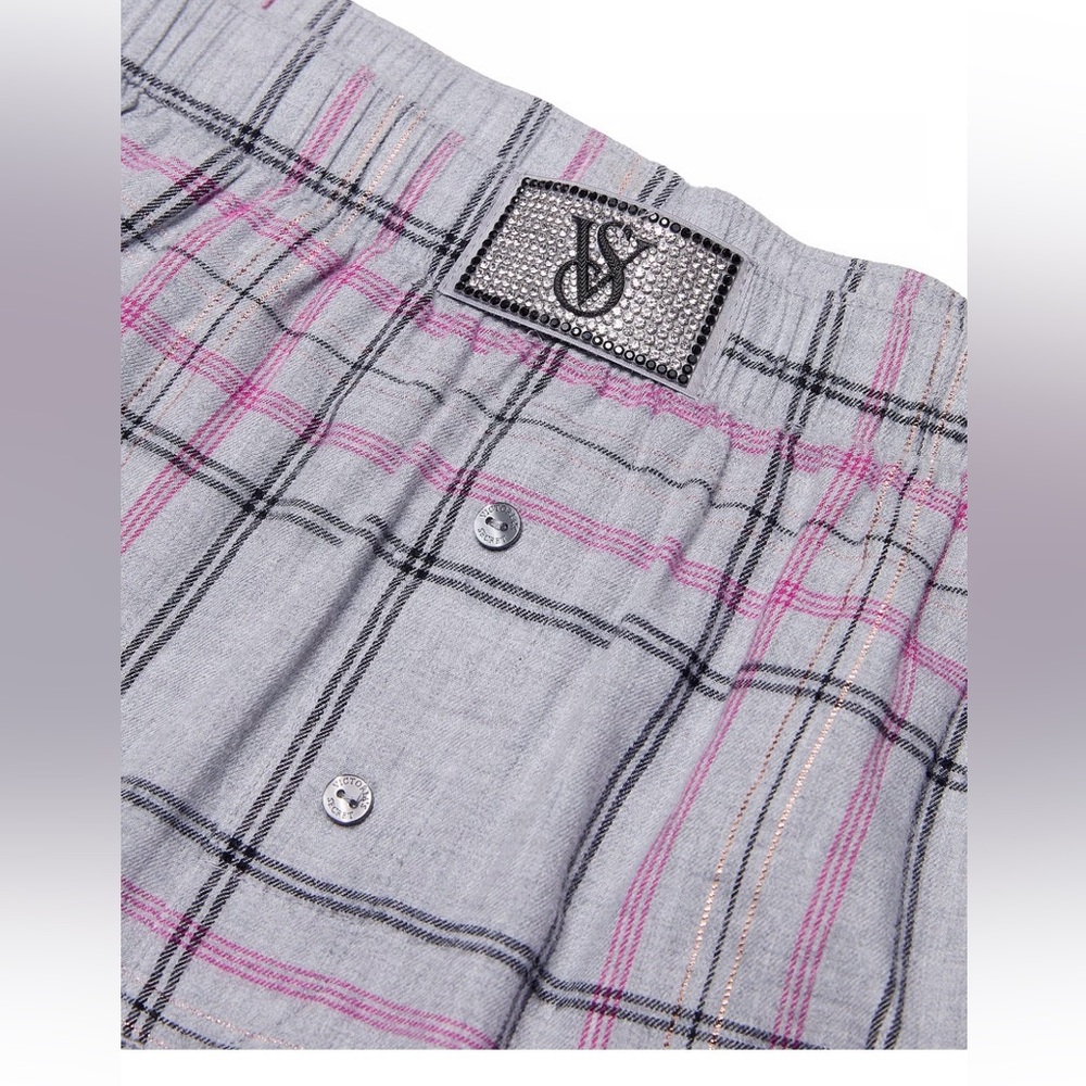 Victoria's Secret Flannel Tee-Jama Set Gray and Pink. NWT. - Picture 3 of 6